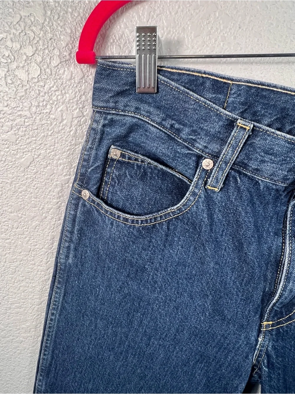 AMO - BILLIE JEANS Cropped Straight Leg Sz 27 Cotton in Stunner